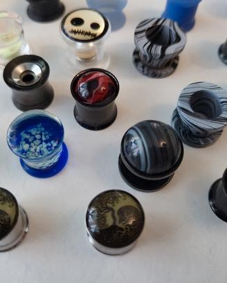 piercing orecchini tunnel plug