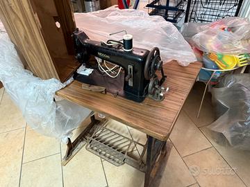 Macchian da cucire NECCHI