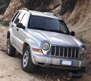Jeep Cherokee KJ Limited 2.8 CRD (Liberty)
