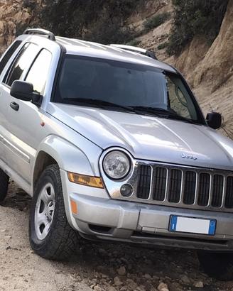 Jeep Cherokee KJ Limited 2.8 CRD (Liberty)