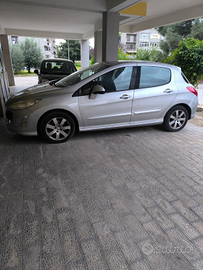 Peugeot 308 anno 2009 diesel 1.6 120 cv