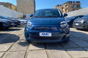 FIAT 500e Berlina 42 kWh La Prima