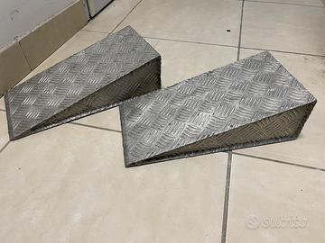 Cunei livellanti in acciaio camper o altri veicoli