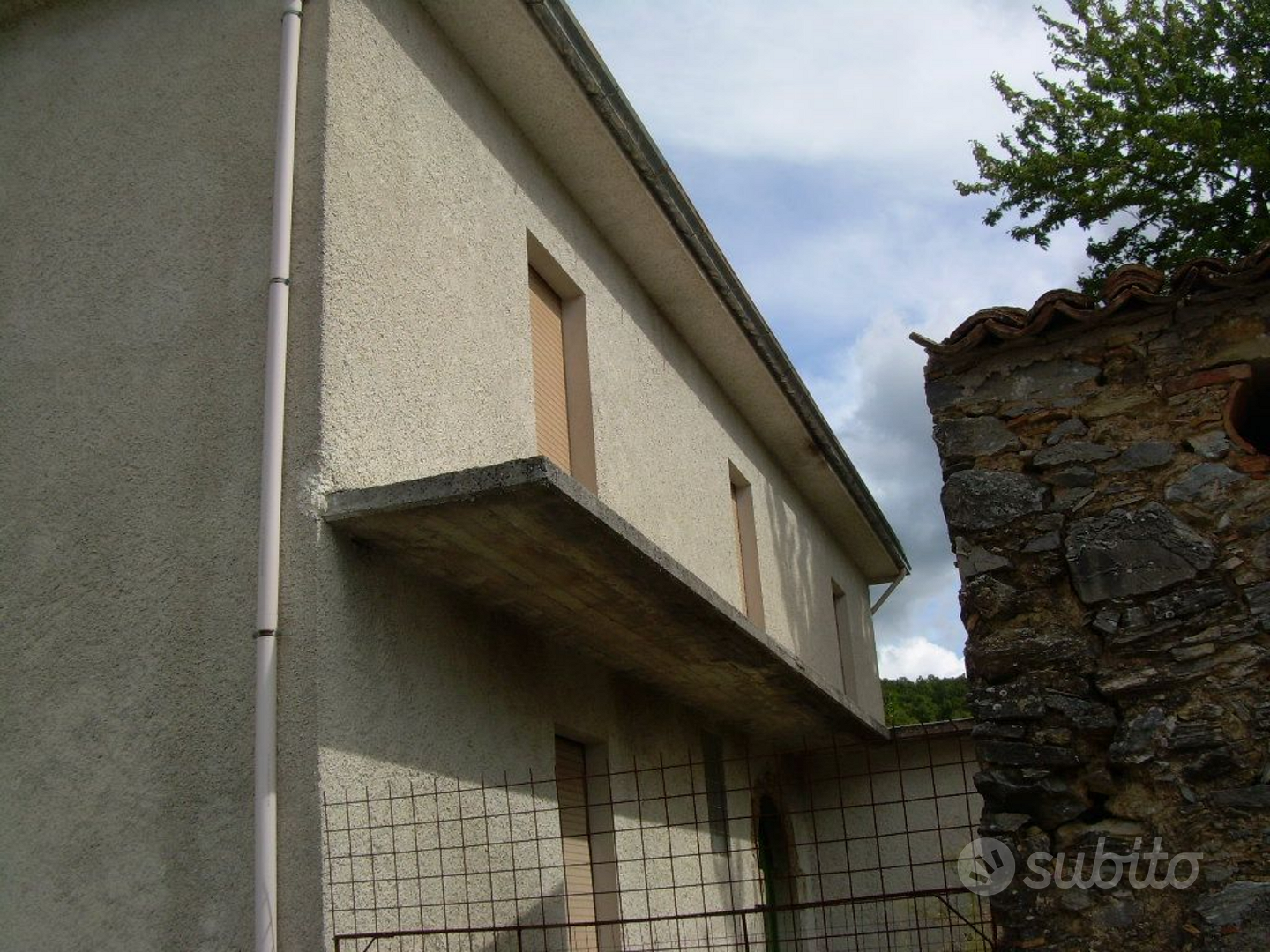 Rudere con annesso terreno di 3000 metri - Vista 5