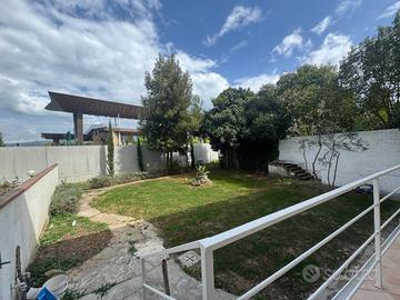 Casa indipendente di 310 m² con 3 locali a Bagno a