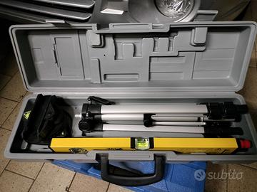 LIVELLA LASER CON TREPIEDE