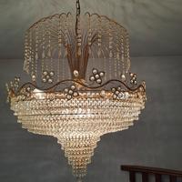 lampadario con pendenti in cristallo 