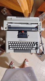 macchina da scrivere vintage 