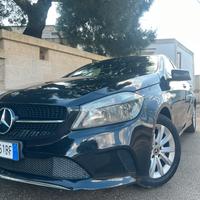 Mercedes ClasseA 160d Business 2017 - Neopatentati