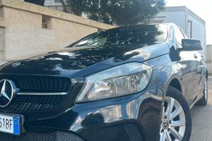 Mercedes ClasseA 160d Business 2017 - Neopatentati