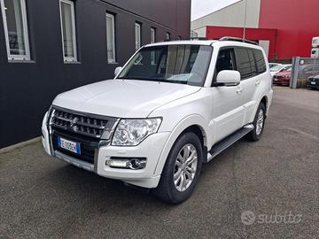 MITSUBISHI Pajero 3.2 DI-D 16V aut. 5p. Instyle