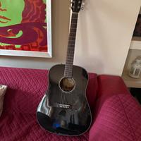Chitarra acustica Fender nera modello dreadnought
