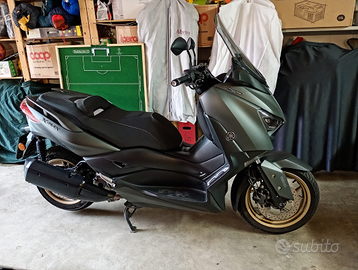 Yamaha X-max 300 Tech Max 2021