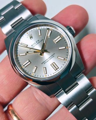 Rolex OP 41mm Silver 134300 nuovo 07/2026 ITA full