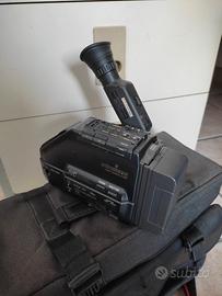 Cinepresa Vintage JVC GR AX 7