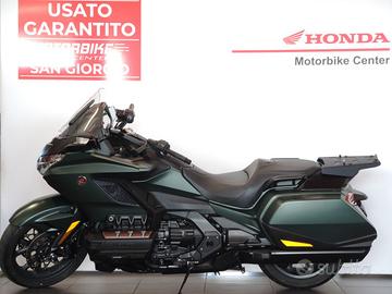 Honda GL 1800 Gold Wing GOLDWING 1800 BAGGER DCT