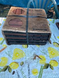 Piastrelle per esterno componibili in legno