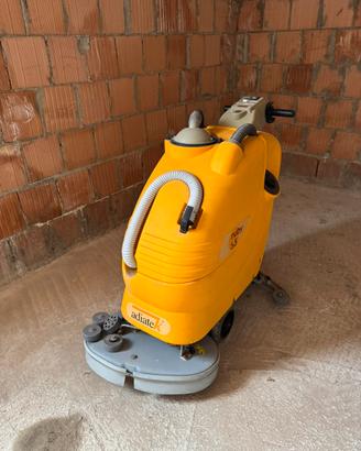Lavasciuga per pavimenti