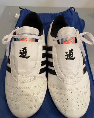 Scarpe da karatè taglia 43