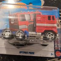 Optimus prime hot wheels