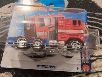 Optimus prime hot wheels