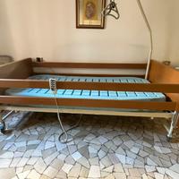 Letto ospedaliero elettrico - Milano Giambellino