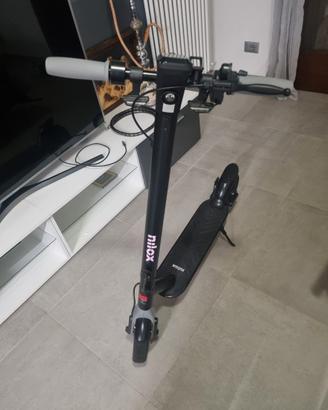 Monopattino Nilox S1