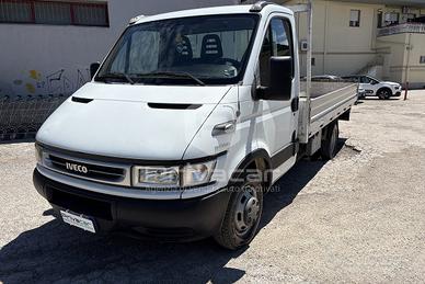 IVECO Daily 35C14P 3.0 Hpi TDI PM-RG Cabinato