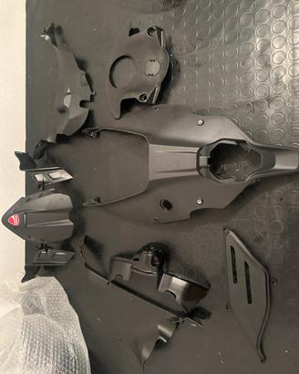 Plastiche varie ducati panigale v4 2024