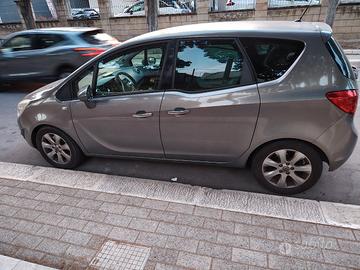 Opel Meriva diesel anno 2011