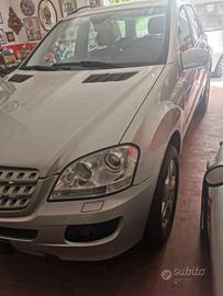 Mercedes ML320