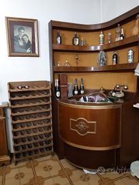 Mobile bar anni '70 e cantinetta