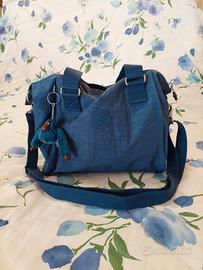 Borsa Kipling  blu avio  con tracolla e scimmietta