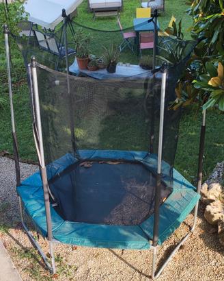 trampolino/ tappeto elastico 