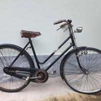 bicicletta da donna anni 30 ruote da 28"