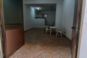 Locale Deposito Via Lupoli