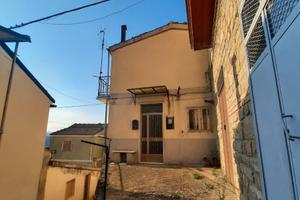 Casa a Laurenzana