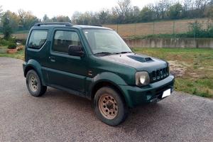 Suzuki Jimny 1.5 DDiS 65CV 4x4 JLX
