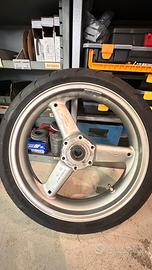 Cerchi Anteriore. Speed triple 955i