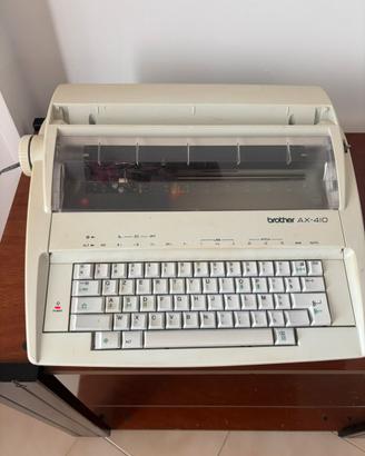 Macchina da scrivere elettrica Brother AX-410