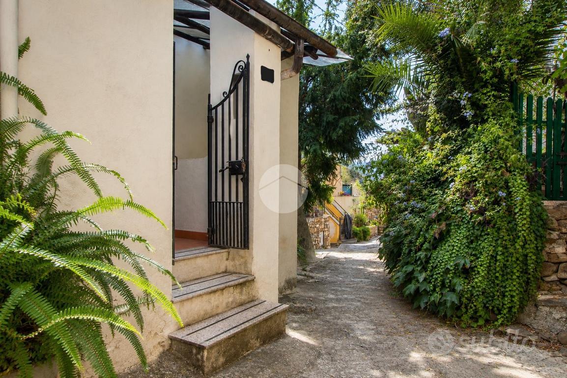 RUSTICO A IMPERIA - Vista 2