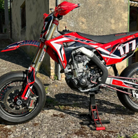 Honda CRF 450 R Supermoto