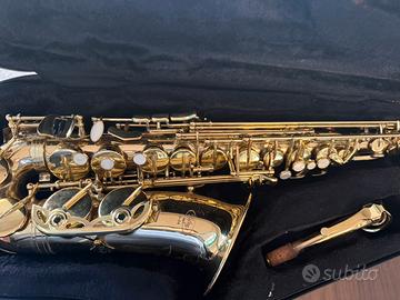 Sax contralto Rolings  pronto a suonare