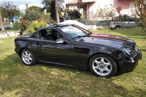 MERCEDES-BENZ SLK 230