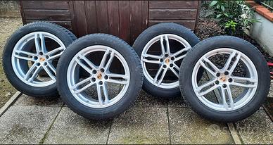 Cerchi e gomme da neve Porsche Macan
