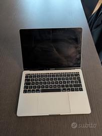 MacBook Pro 13" 2017 LUCE SCHERMO ROTTA