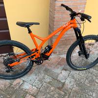 Commencal Supreme SX tg L