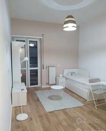 Tiburtina-casal bruciato monolocale utenze incluse