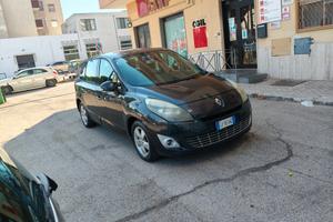 Renault Scenic 1500 diesel a poco prezzo