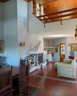 Villa di 419 m² con più di 5 locali e box auto dop